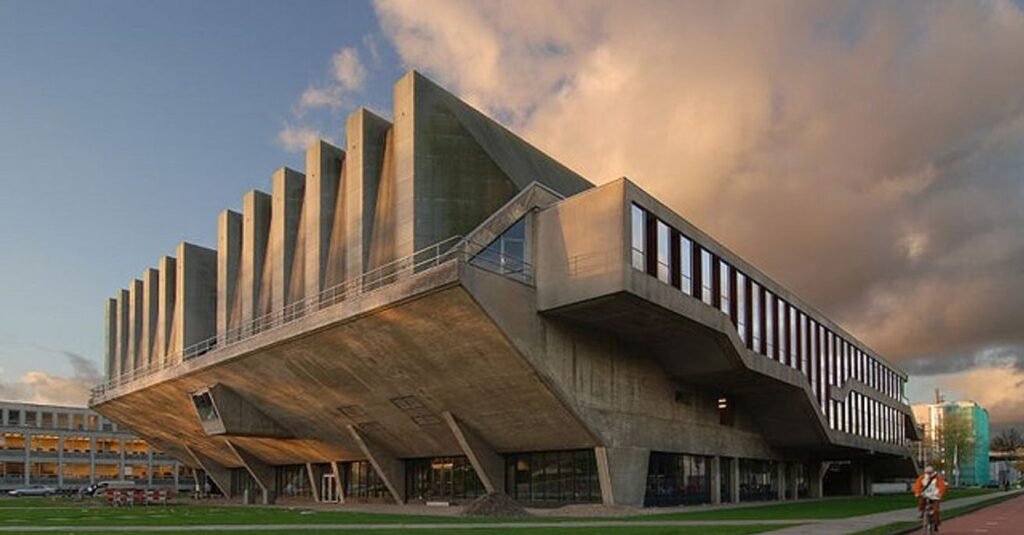Delft University of Technology