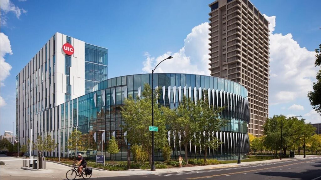 University of Illinois Chicago (UIC)